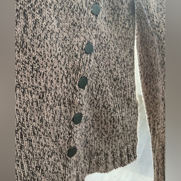 Zara Knit asymmetric bell sleeve Crewneck oatmeal Sweater Sz Medium - Picture 7 of 8